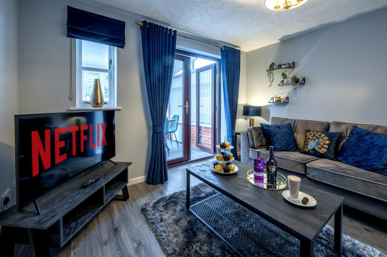 Yew Tree House Contractor / Family Home Free Netflix Fast Wifi Near Dudley/Birmingham Cradley Heath Exteriör bild