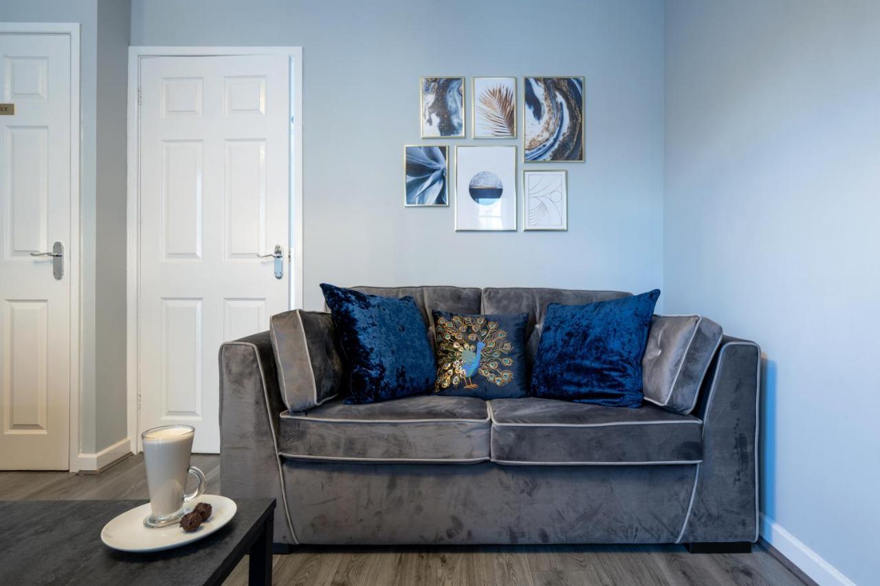Yew Tree House Contractor / Family Home Free Netflix Fast Wifi Near Dudley/Birmingham Cradley Heath Exteriör bild
