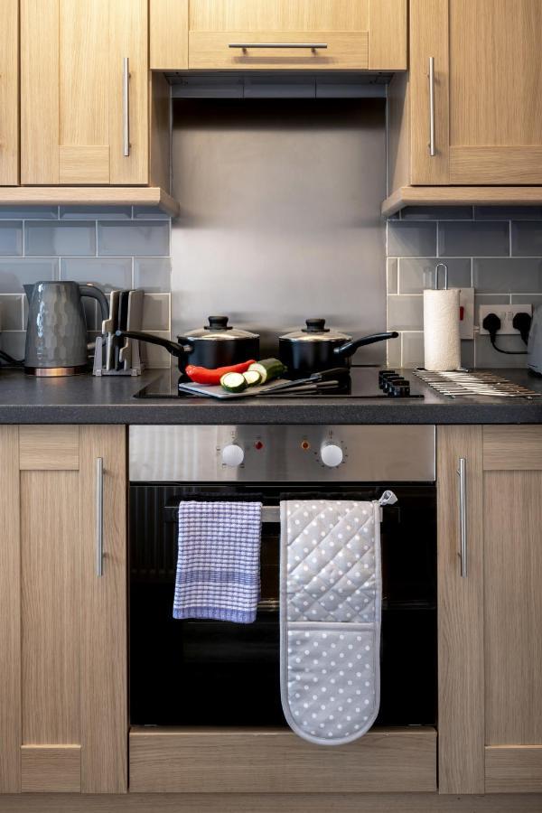 Yew Tree House Contractor / Family Home Free Netflix Fast Wifi Near Dudley/Birmingham Cradley Heath Exteriör bild