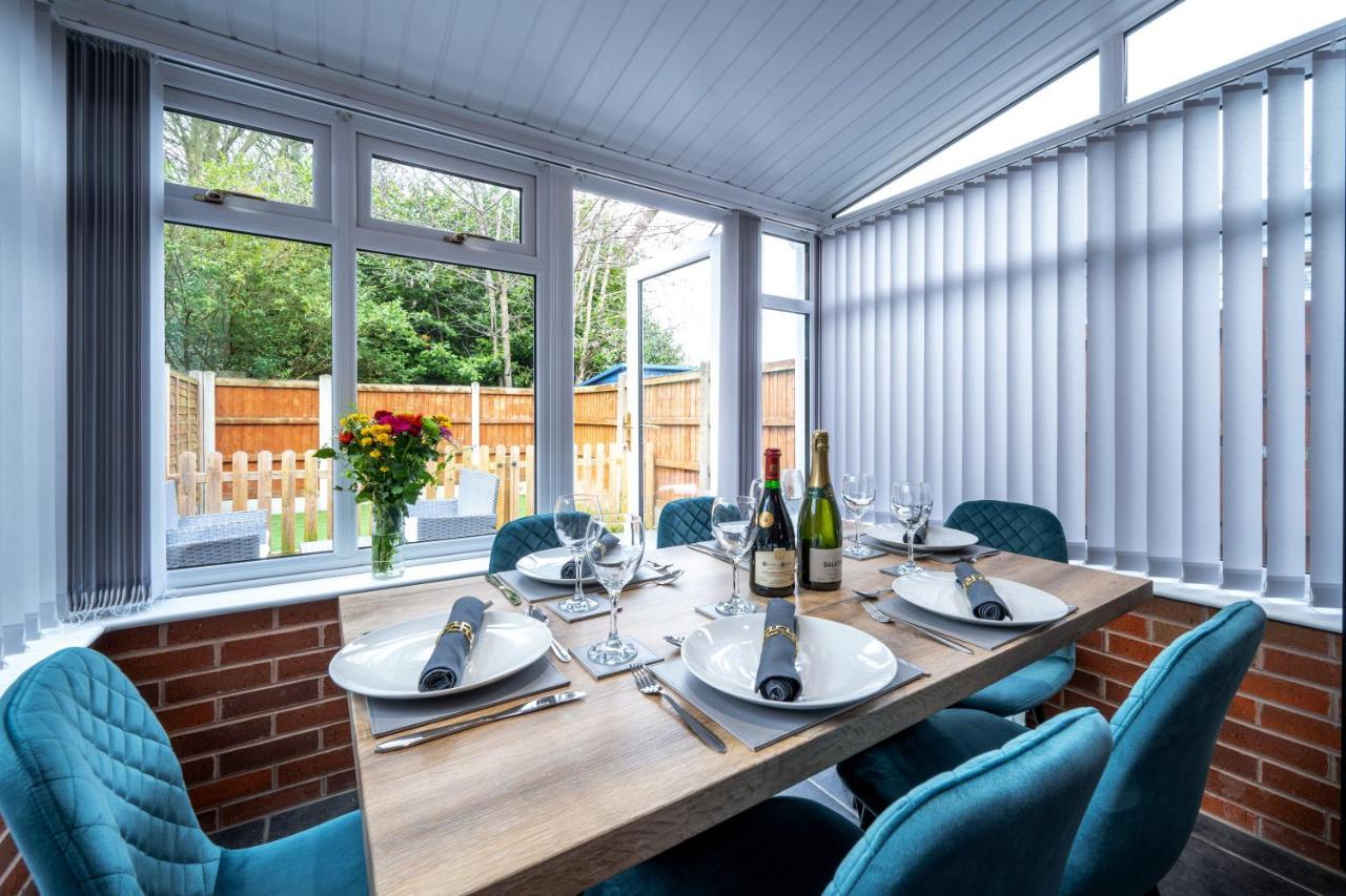 Yew Tree House Contractor / Family Home Free Netflix Fast Wifi Near Dudley/Birmingham Cradley Heath Exteriör bild