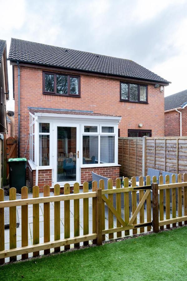 Yew Tree House Contractor / Family Home Free Netflix Fast Wifi Near Dudley/Birmingham Cradley Heath Exteriör bild